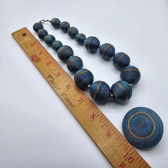Large‎ Blue Beaded Necklace and Clip On Earrings Statement Womens Jewelry - Picture 8 of 9